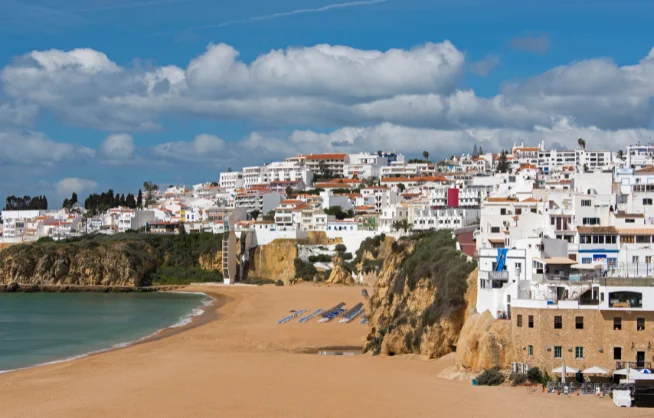 Buy House in Albufeira